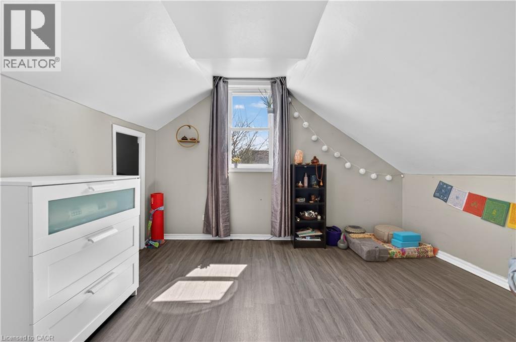 30 Cambridge Avenue, Hamilton, Ontario  L8H 1T5 - Photo 18 - 40821943