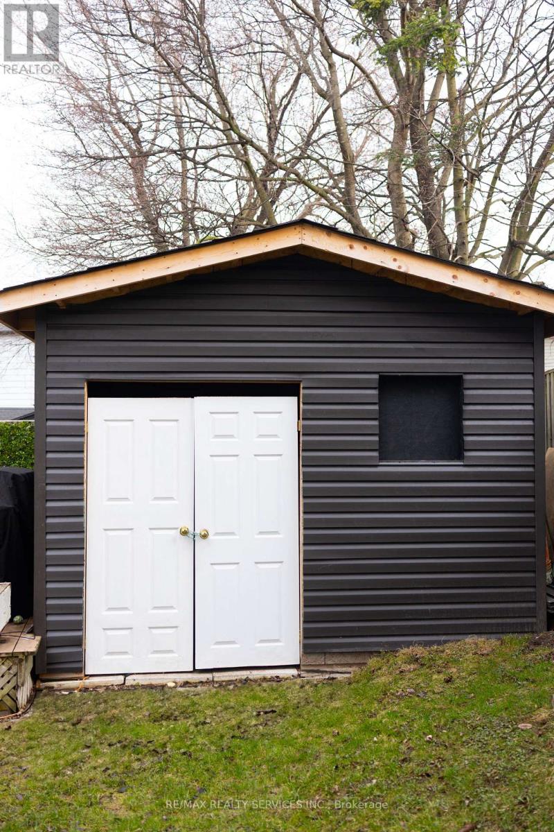 30 Haley Court, Brampton, Ontario  L6S 1N6 - Photo 42 - W12800652