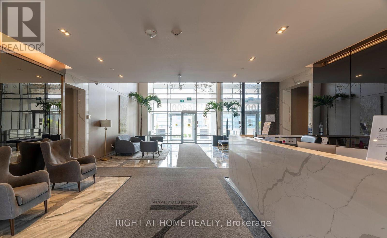 103 - 4800 Highway 7, Vaughan (East Woodbridge), Ontario  L4L 1H8 - Photo 3 - N13015530