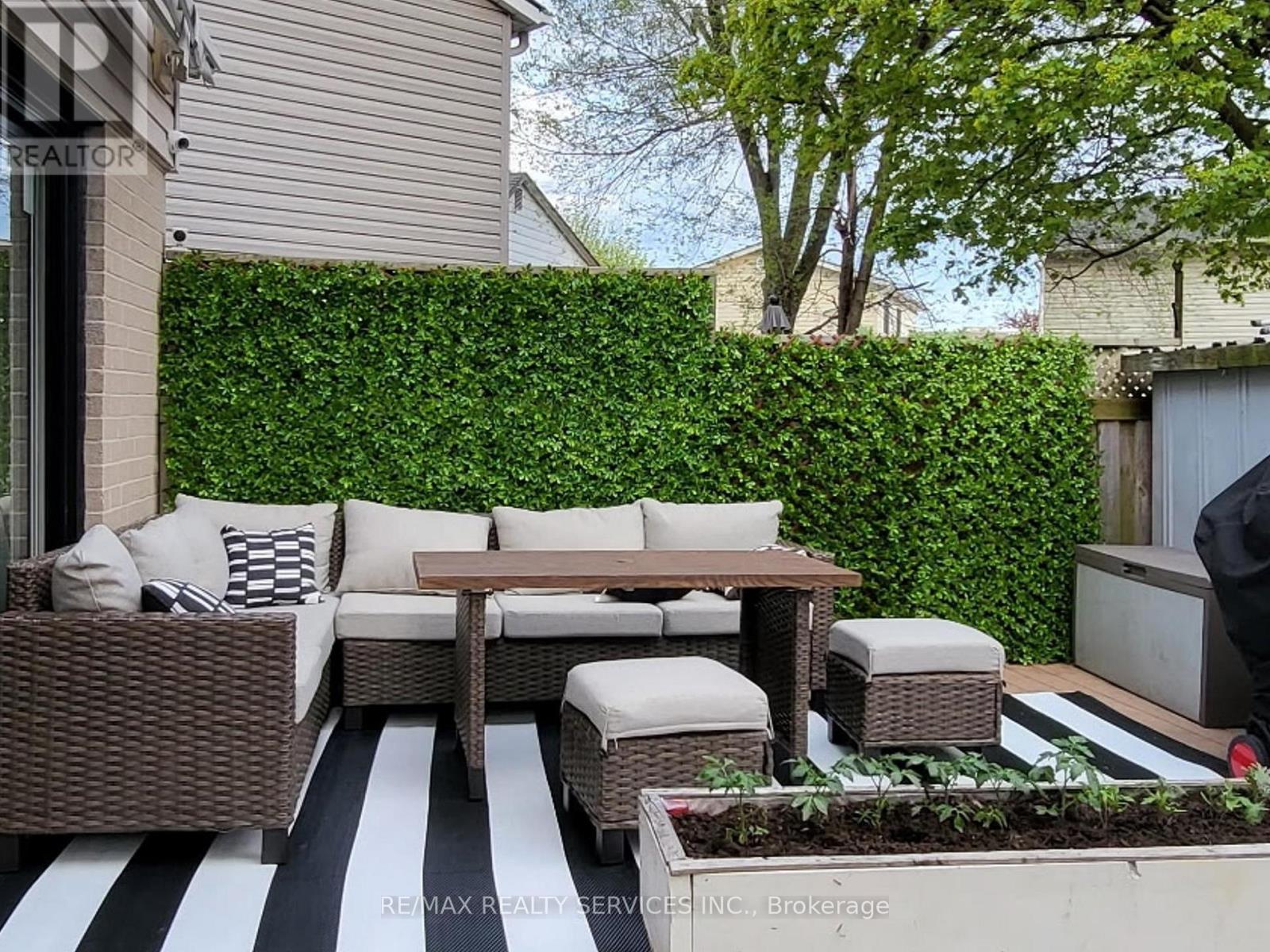 30 Haley Court, Brampton, Ontario  L6S 1N6 - Photo 39 - W12800652