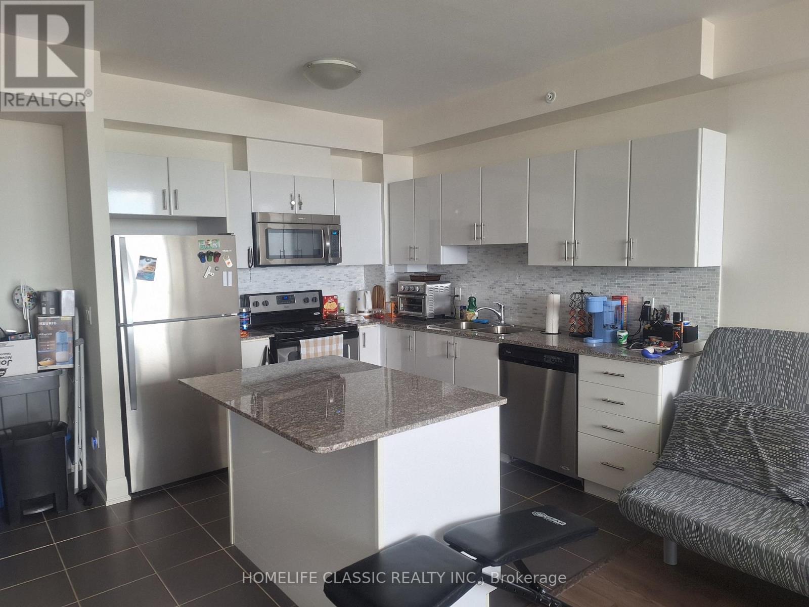 1401 - 2900 Highway No. 7 Road W, Vaughan, Ontario  L4K 1W8 - Photo 2 - N13015538