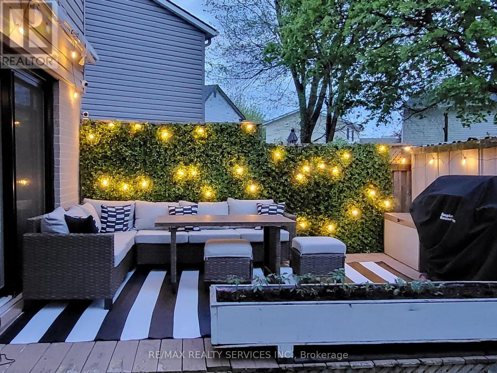 30 Haley Court, Brampton, Ontario  L6S 1N6 - Photo 41 - W12800652