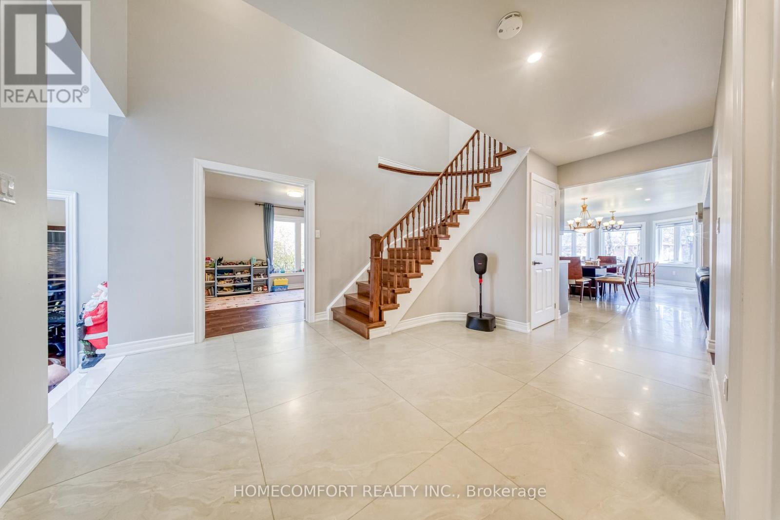 62 Soho Crescent, Markham, Ontario  L3P 7H5 - Photo 5 - N13015550