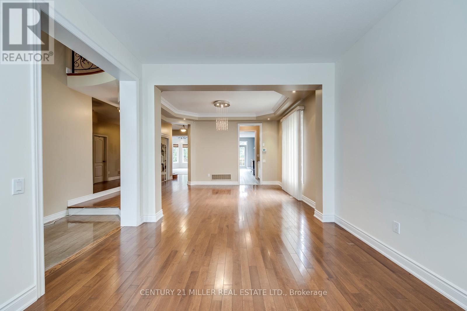 169 Spring Azure Crescent, Oakville, Ontario  L6L 6V7 - Photo 7 - W13015524