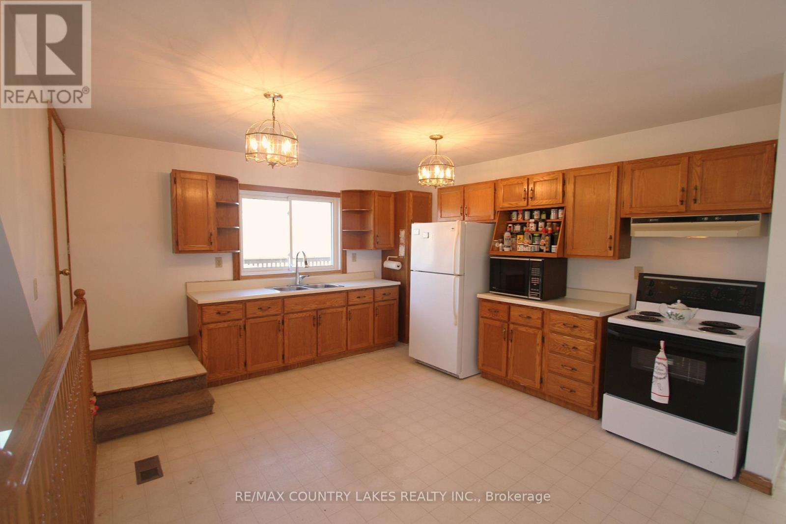 1768 Kirkfield Road, Kawartha Lakes, Ontario  K0M 2B0 - Photo 8 - X13015526