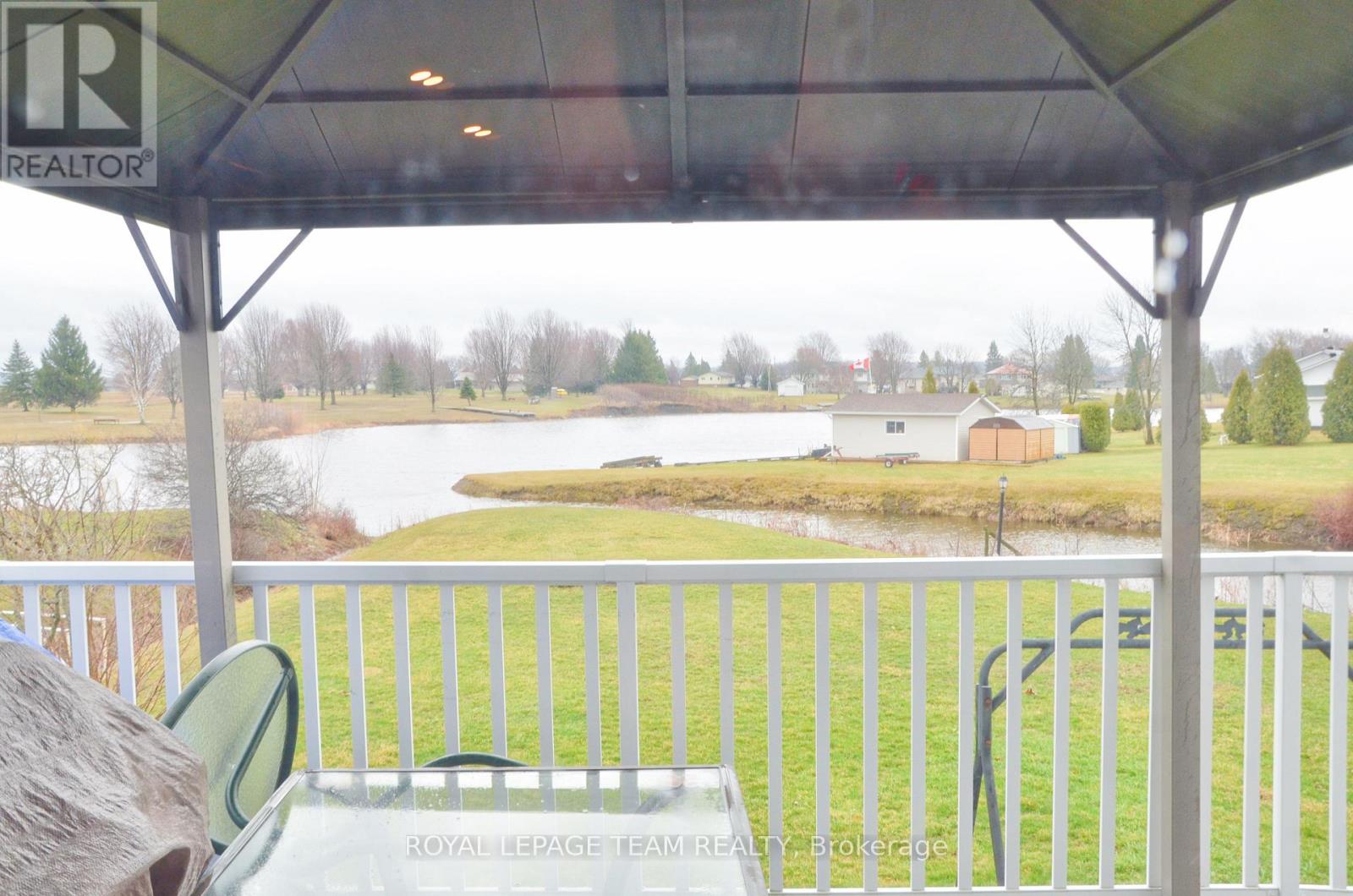 11708 Breezewood Avenue S, South Dundas, Ontario  K0C 1X0 - Photo 26 - X13009868