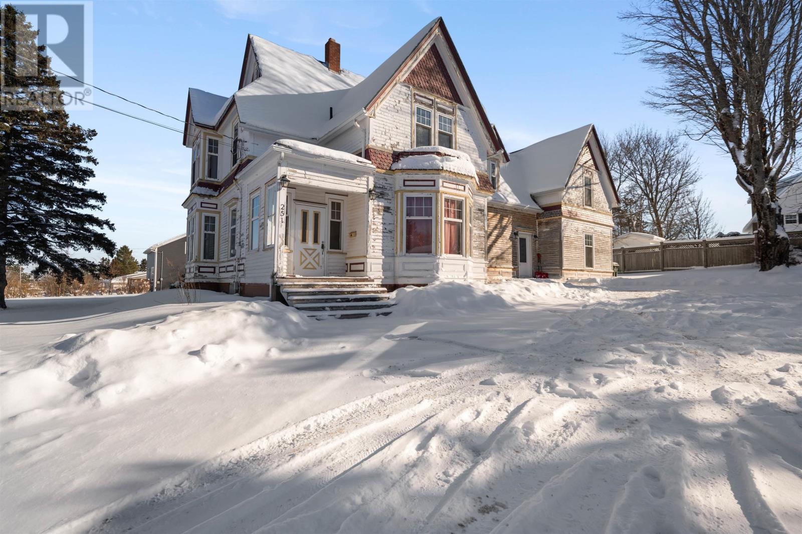 251 Victoria Street E, Amherst, Nova Scotia  B4H 1Z1 - Photo 4 - 202601348