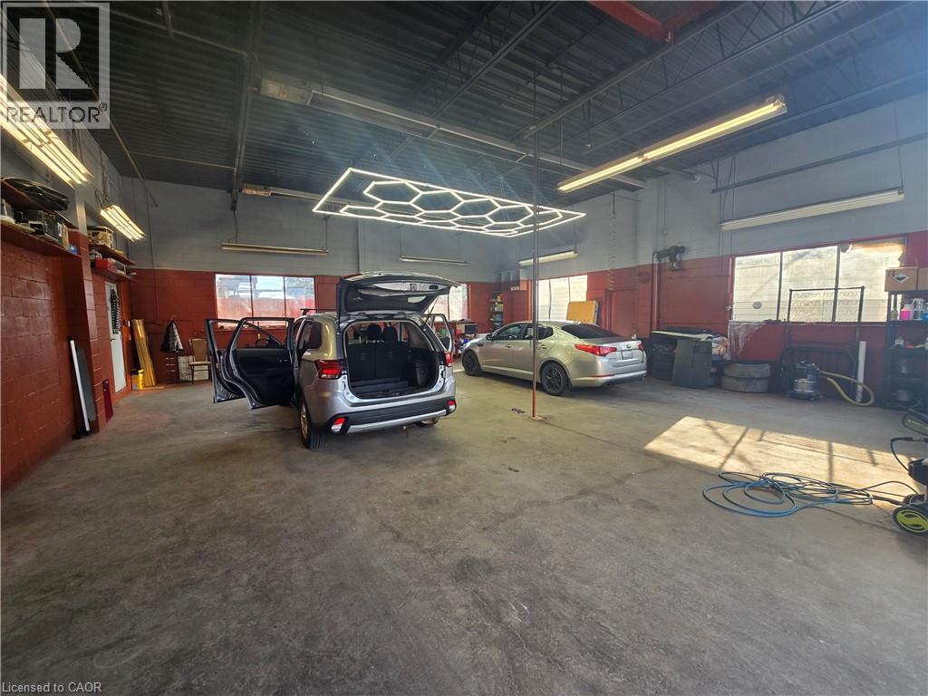 4468 Ontario Street, Beamsville, Ontario  L3J 0A9 - Photo 10 - 40822060