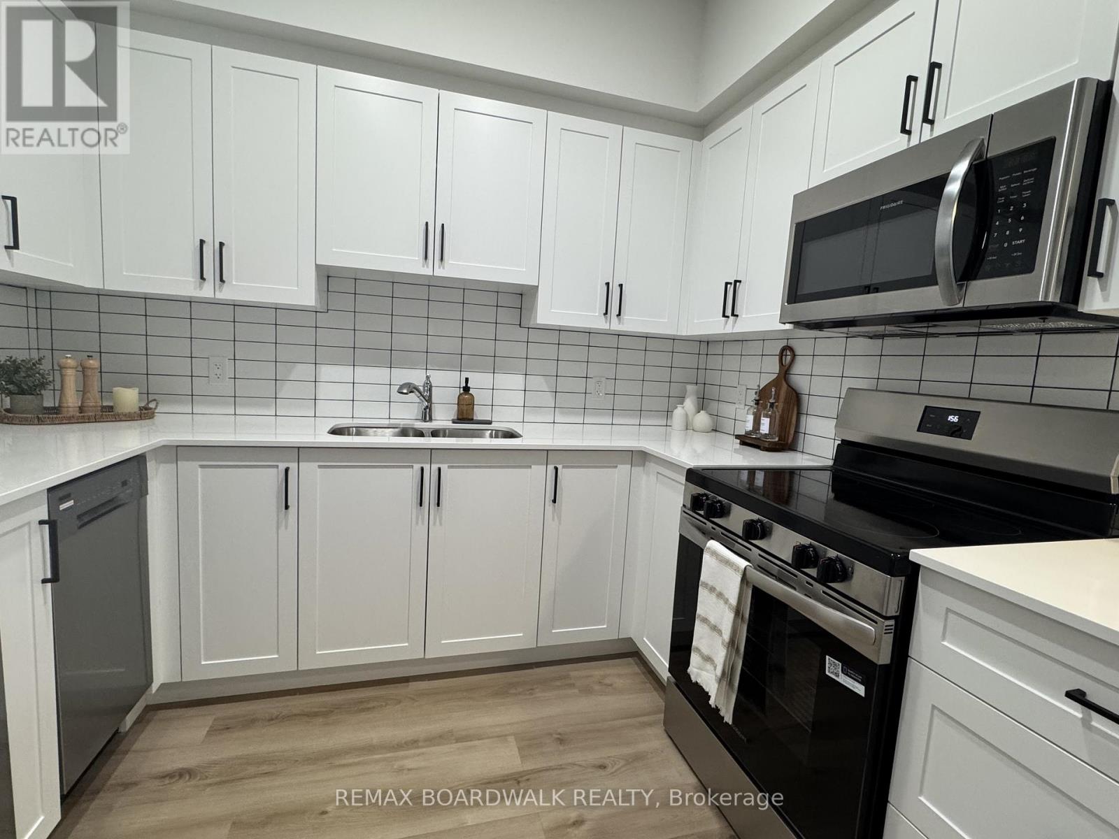 312 - 5874 County 19 Road, North Grenville, Ontario  K0G 1J0 - Photo 3 - X12985936