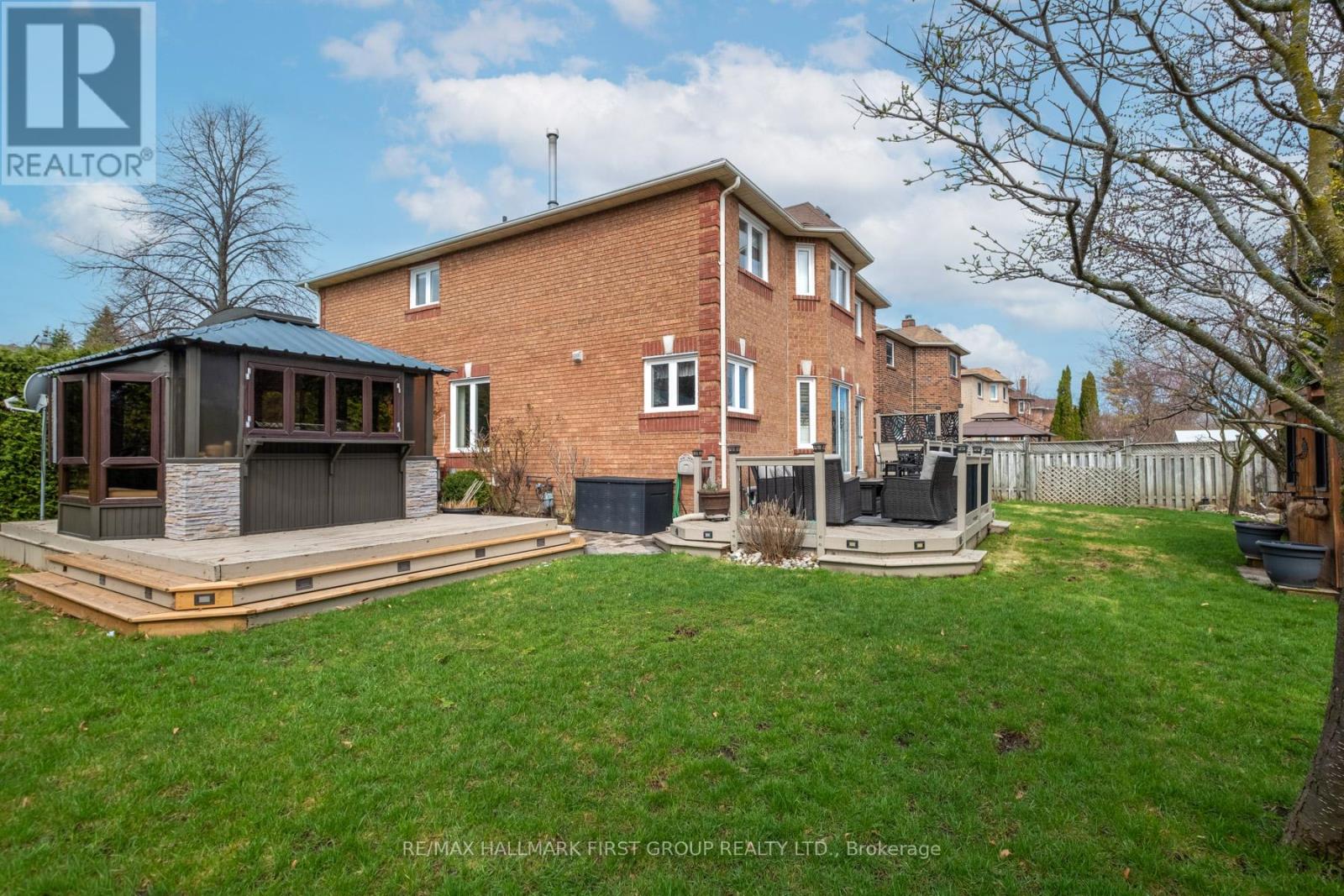 7 Foakes Drive, Ajax, Ontario  L1T 3K5 - Photo 3 - E13015596