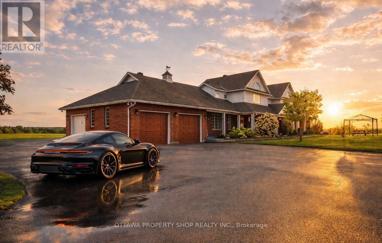 3057 GREENLAND ROAD, Ottawa, Ontario