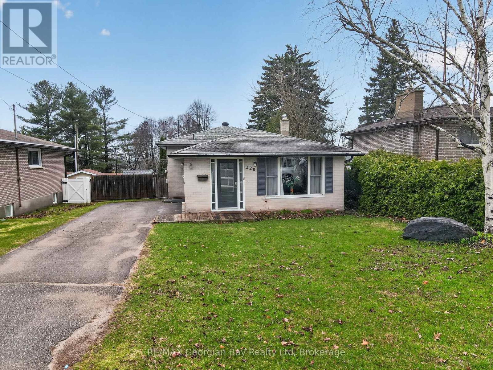 320 Scott Street, Midland, Ontario  L4R 2N1 - Photo 2 - S13015584