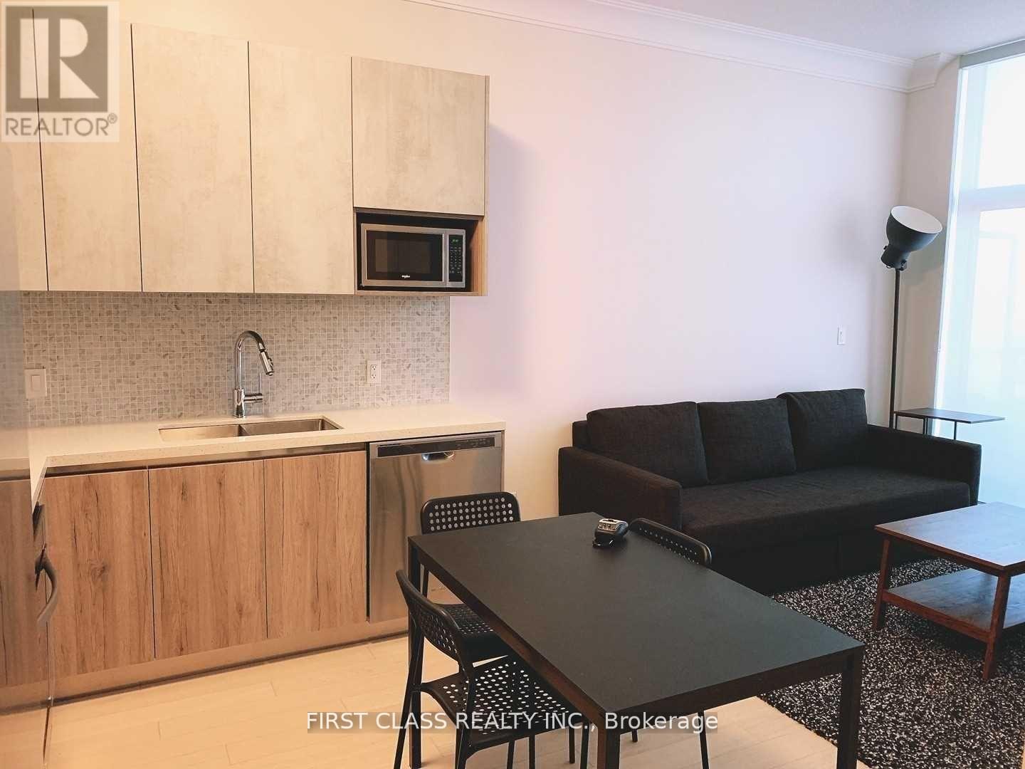 Ph01 - 25 Water Walk Drive, Markham, Ontario  L3P 1N3 - Photo 3 - N13015560