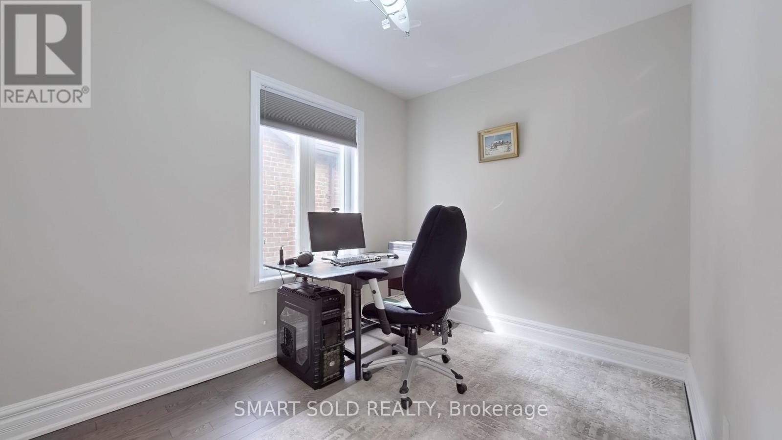 Main Flr + 2nd Flr - 1040 Ossington Avenue, Toronto, Ontario  M6G 3V6 - Photo 21 - W13015586