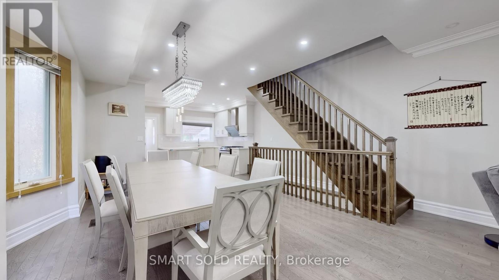 Main Flr + 2nd Flr - 1040 Ossington Avenue, Toronto, Ontario  M6G 3V6 - Photo 6 - W13015586