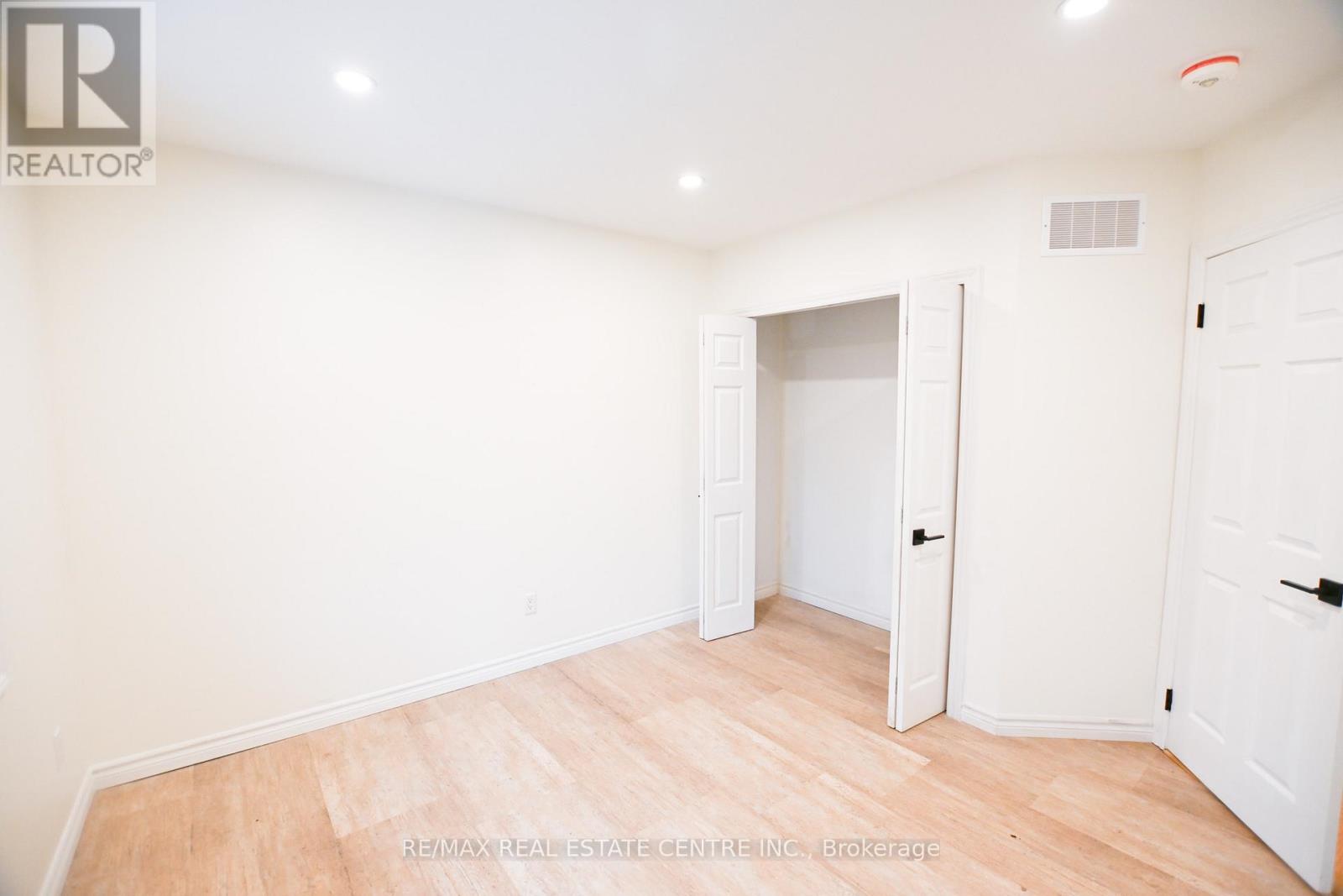 1078 South Kahshe Lake Road E, Gravenhurst, Ontario  P0E 1G0 - Photo 12 - X13015564