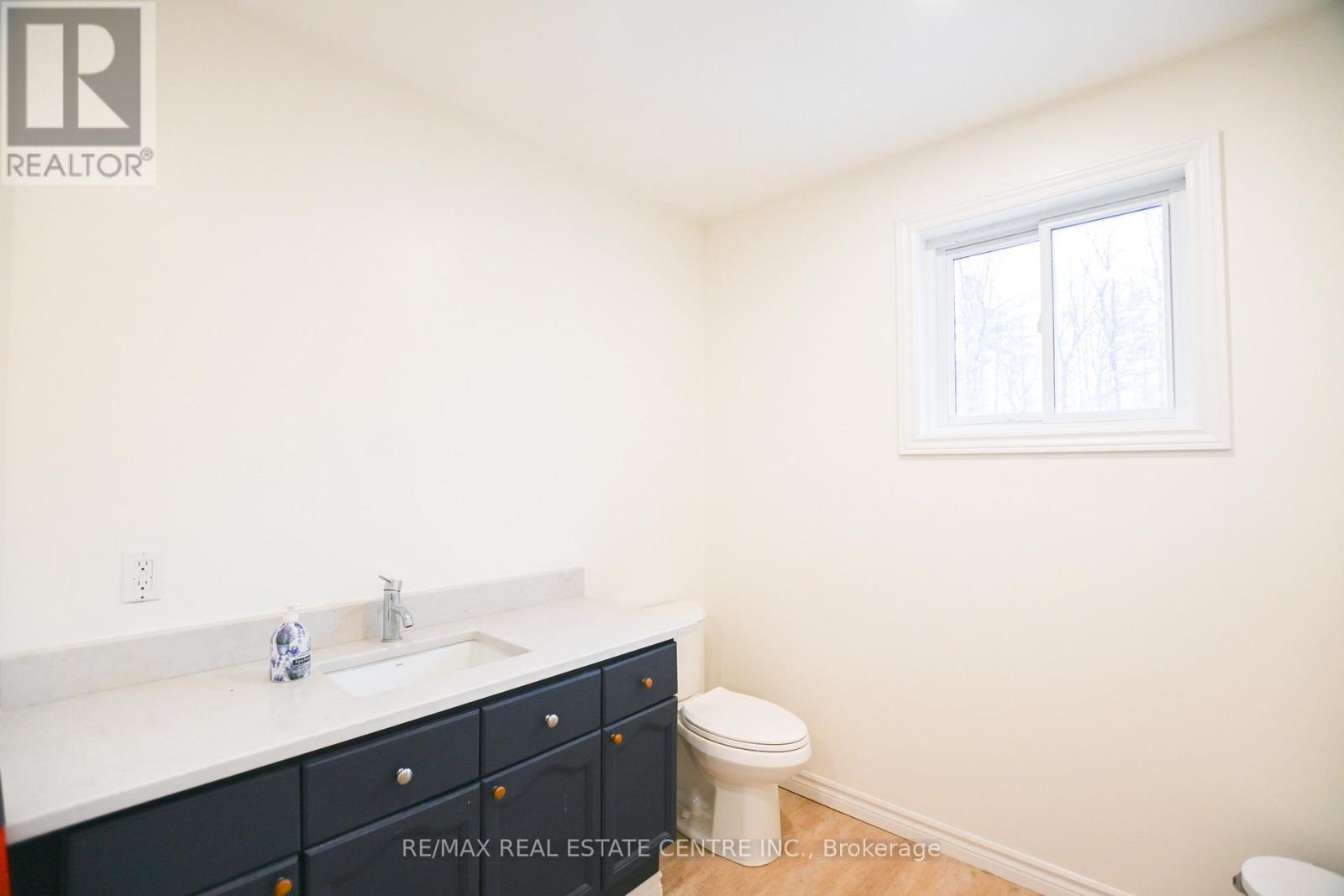 1078 South Kahshe Lake Road E, Gravenhurst, Ontario  P0E 1G0 - Photo 14 - X13015564