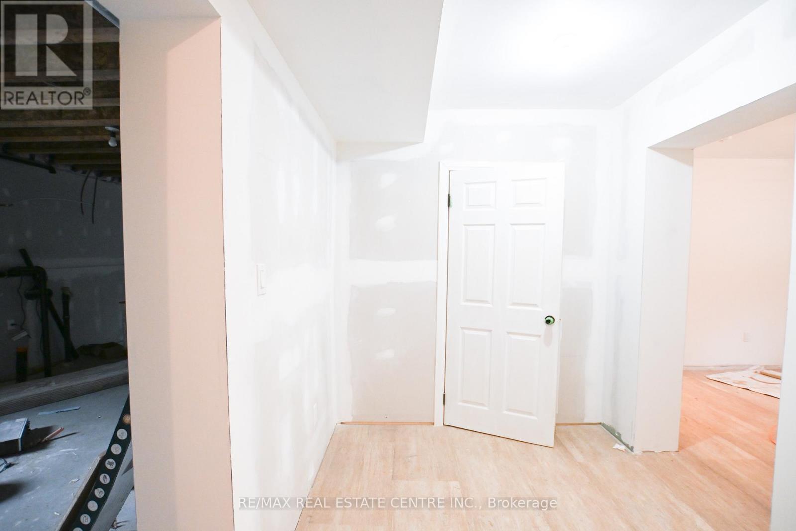 1078 South Kahshe Lake Road E, Gravenhurst, Ontario  P0E 1G0 - Photo 17 - X13015564