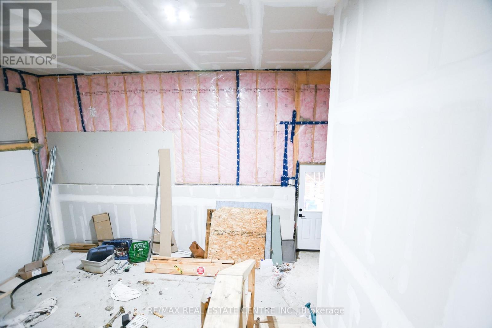 1078 South Kahshe Lake Road E, Gravenhurst, Ontario  P0E 1G0 - Photo 25 - X13015564