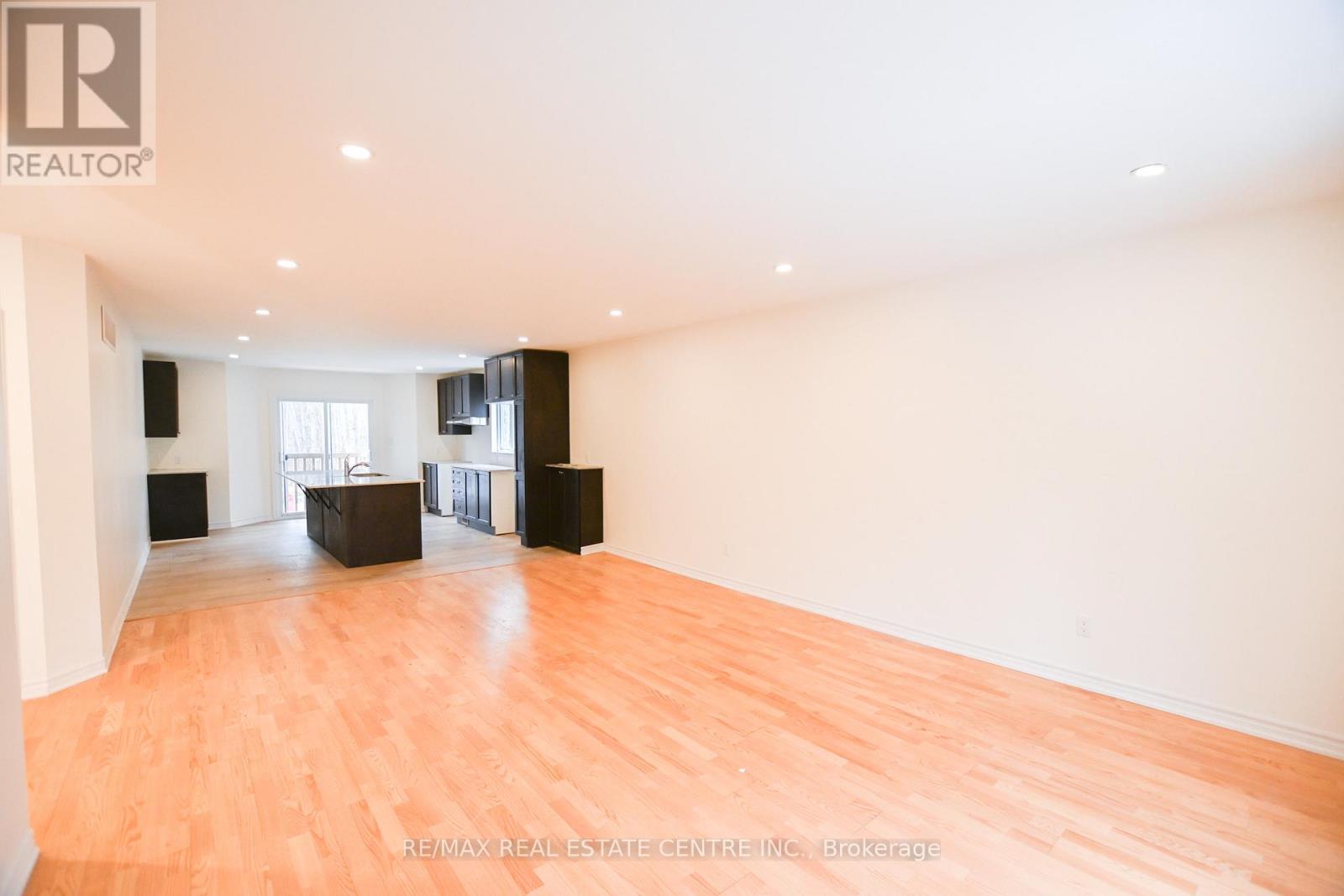 1078 South Kahshe Lake Road E, Gravenhurst, Ontario  P0E 1G0 - Photo 5 - X13015564