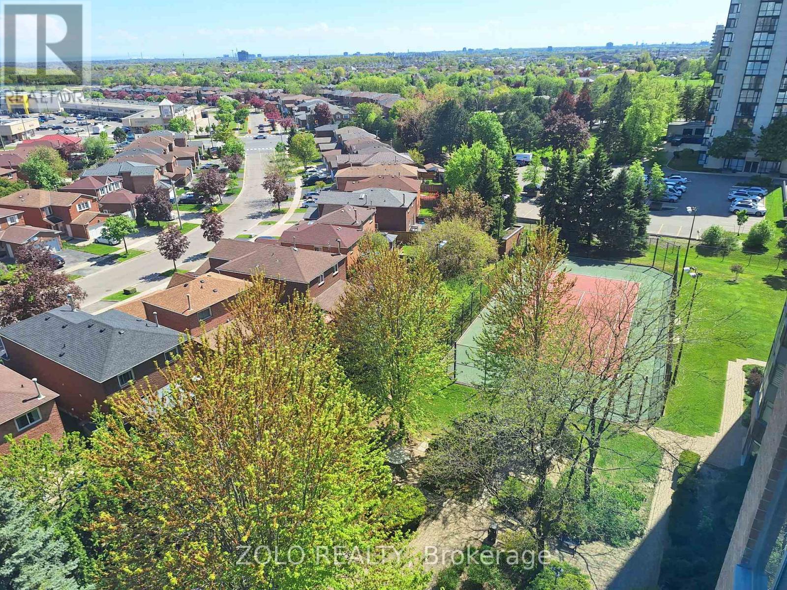 1001 - 300 Webb Drive, Mississauga, Ontario  L5B 3W3 - Photo 5 - W12881230