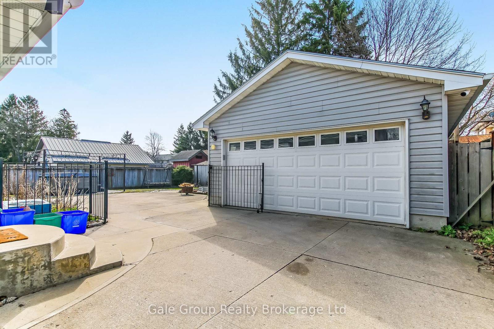 788 Gladstone Drive, Woodstock, Ontario N4S 5T2 - Photo 2 - X13012718