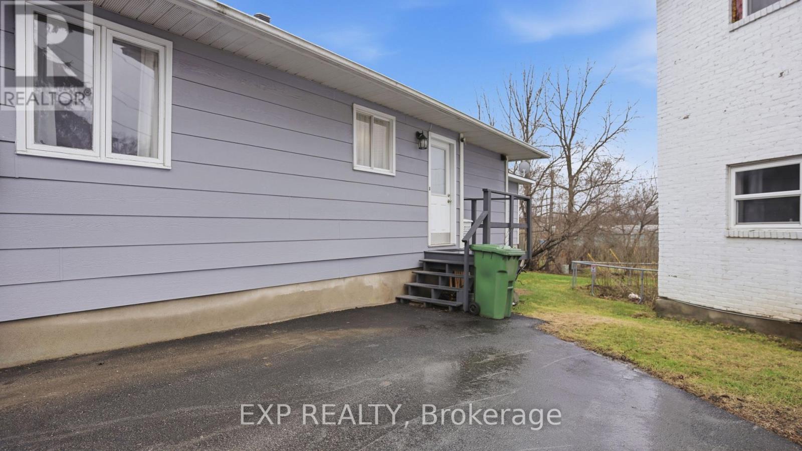 40 Elmsley Street, Smiths Falls, Ontario  K7A 3P6 - Photo 3 - X13015632