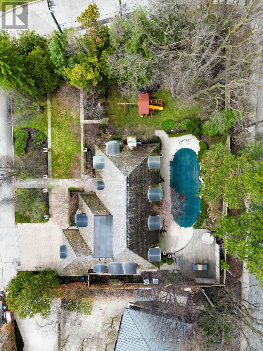 1 Glen Edyth Place, Toronto, Ontario  M4V 2W1 - Photo 36 - C13002968