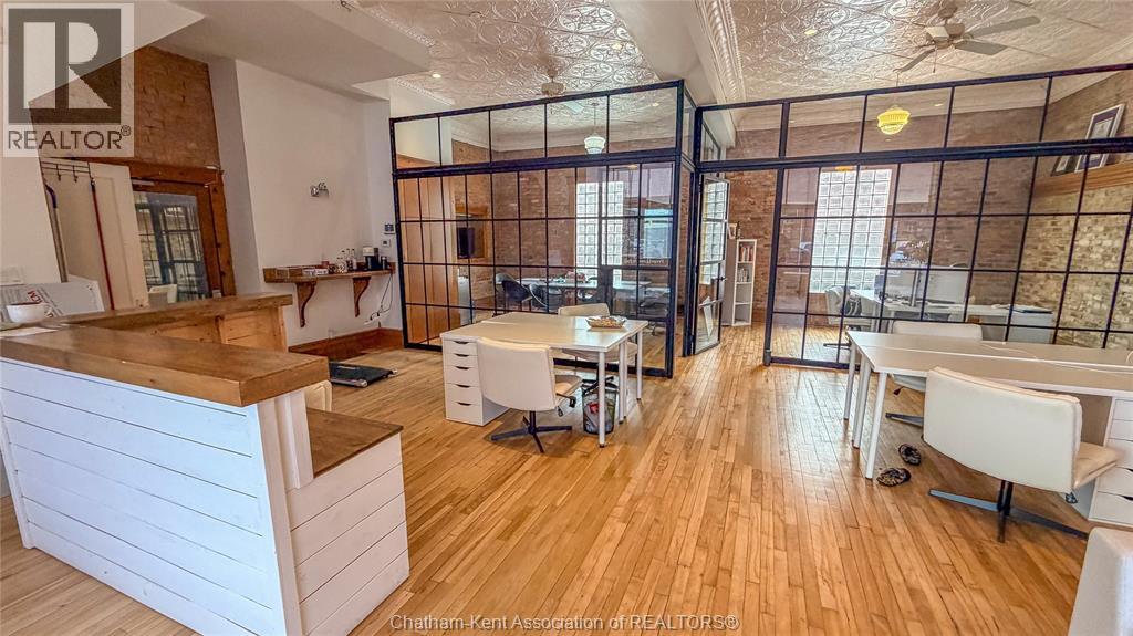 66 4th Street, Chatham, Ontario  N7M 2G2 - Photo 1 - 26008496