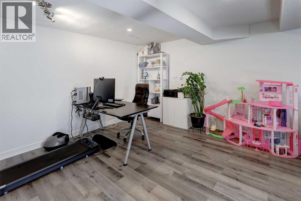 4721 Edmonton Trail Ne, Calgary, Alberta  T2E 3V7 - Photo 17 - A2293174