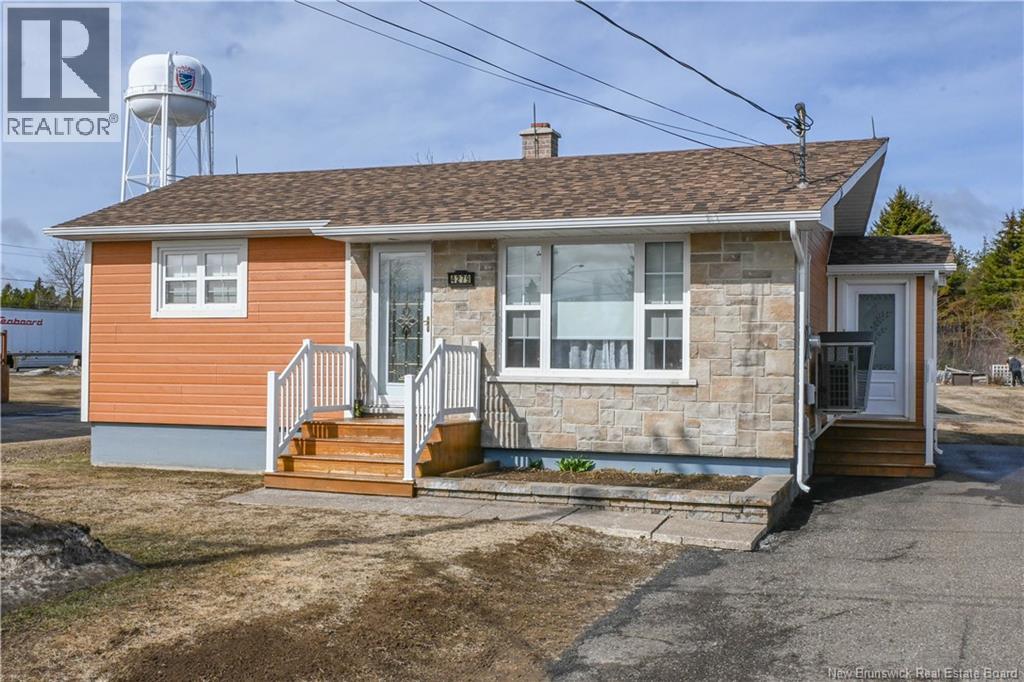 4279 Beauregard Street, Tracadie, New Brunswick  E1X 1C4 - Photo 1 - NB137451