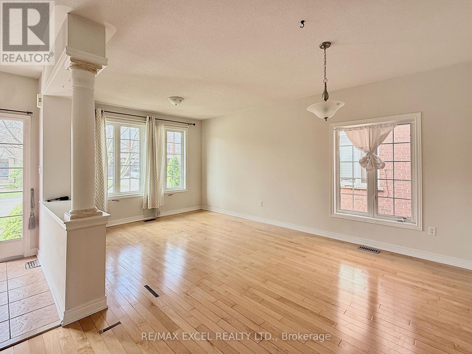 123 Selwyn Road, Richmond Hill, Ontario  L4E 5E3 - Photo 2 - N13015640