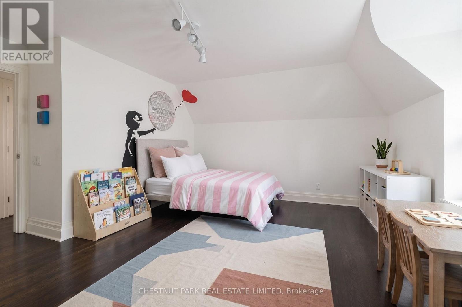 1 Glen Edyth Place, Toronto, Ontario  M4V 2W1 - Photo 22 - C13002968