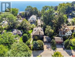 184 KING STREET, Oakville, Ontario