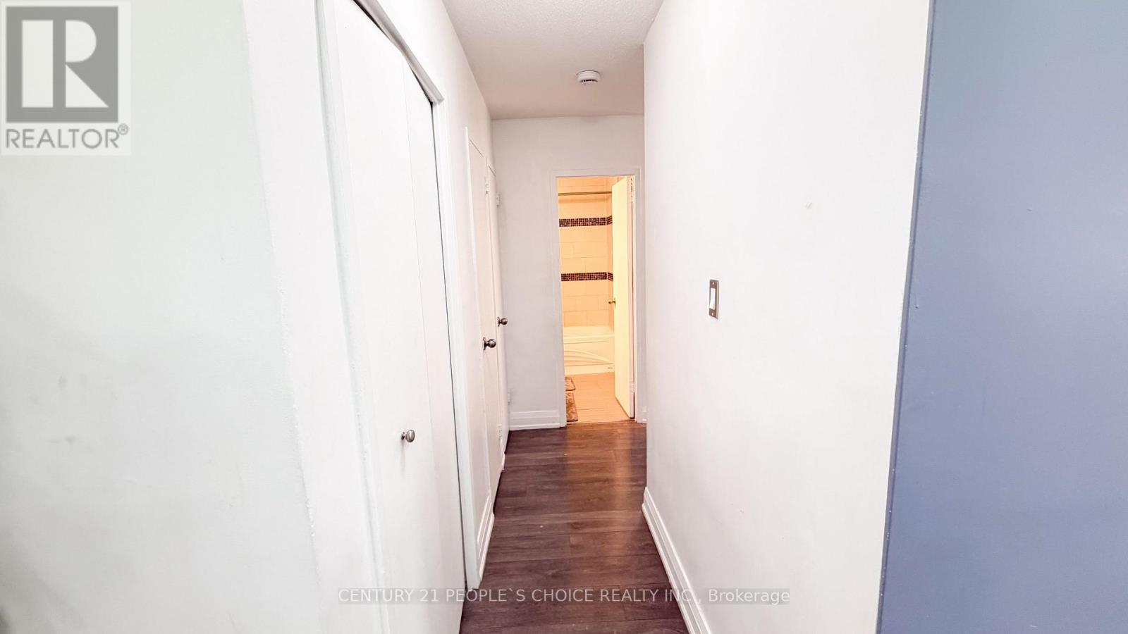 201 - 2485 Woking Crescent, Mississauga, Ontario  L5K 1Z6 - Photo 14 - W13015612