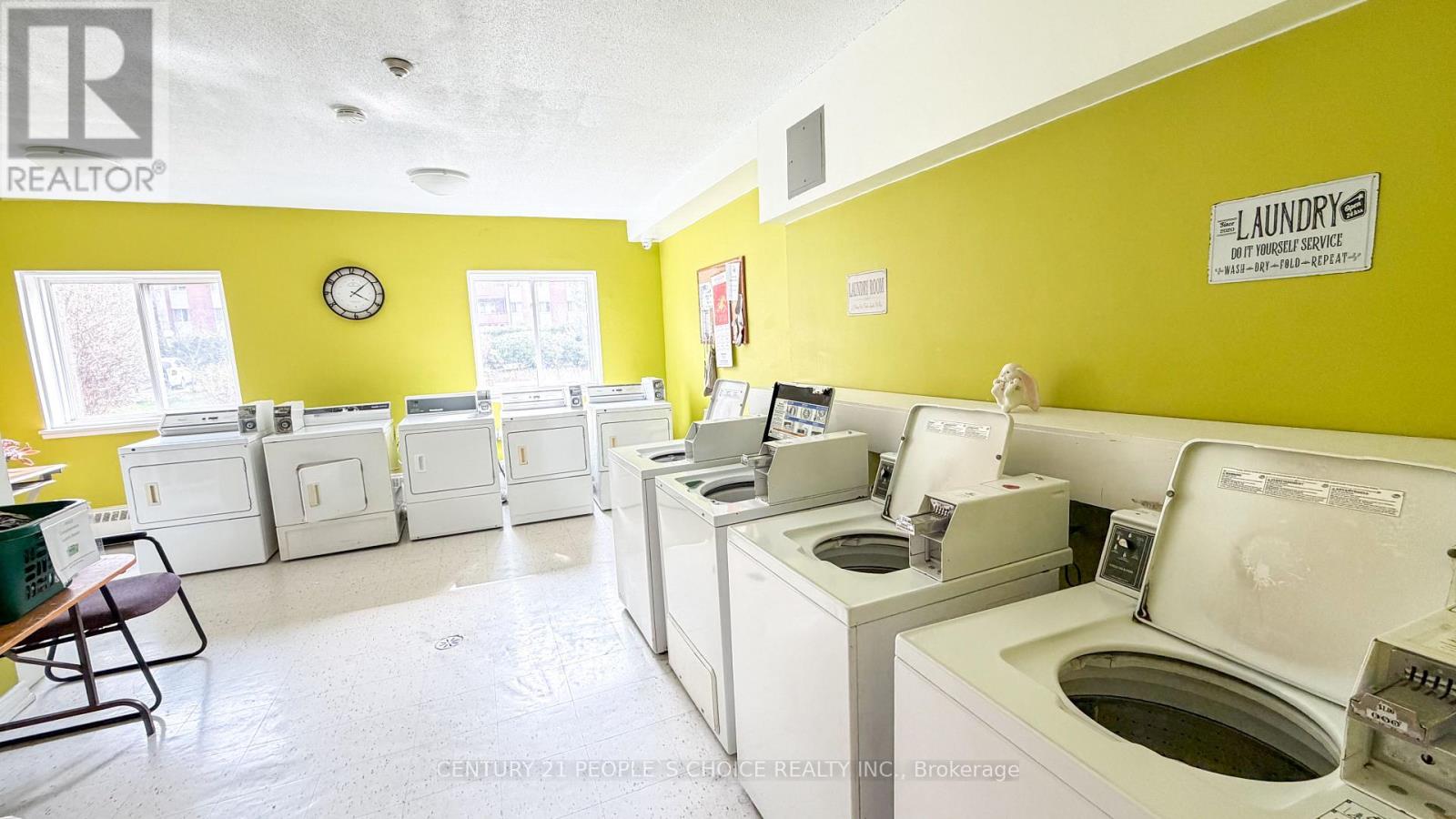 201 - 2485 Woking Crescent, Mississauga, Ontario  L5K 1Z6 - Photo 25 - W13015612