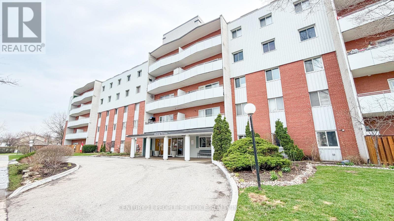 201 - 2485 Woking Crescent, Mississauga, Ontario  L5K 1Z6 - Photo 3 - W13015612