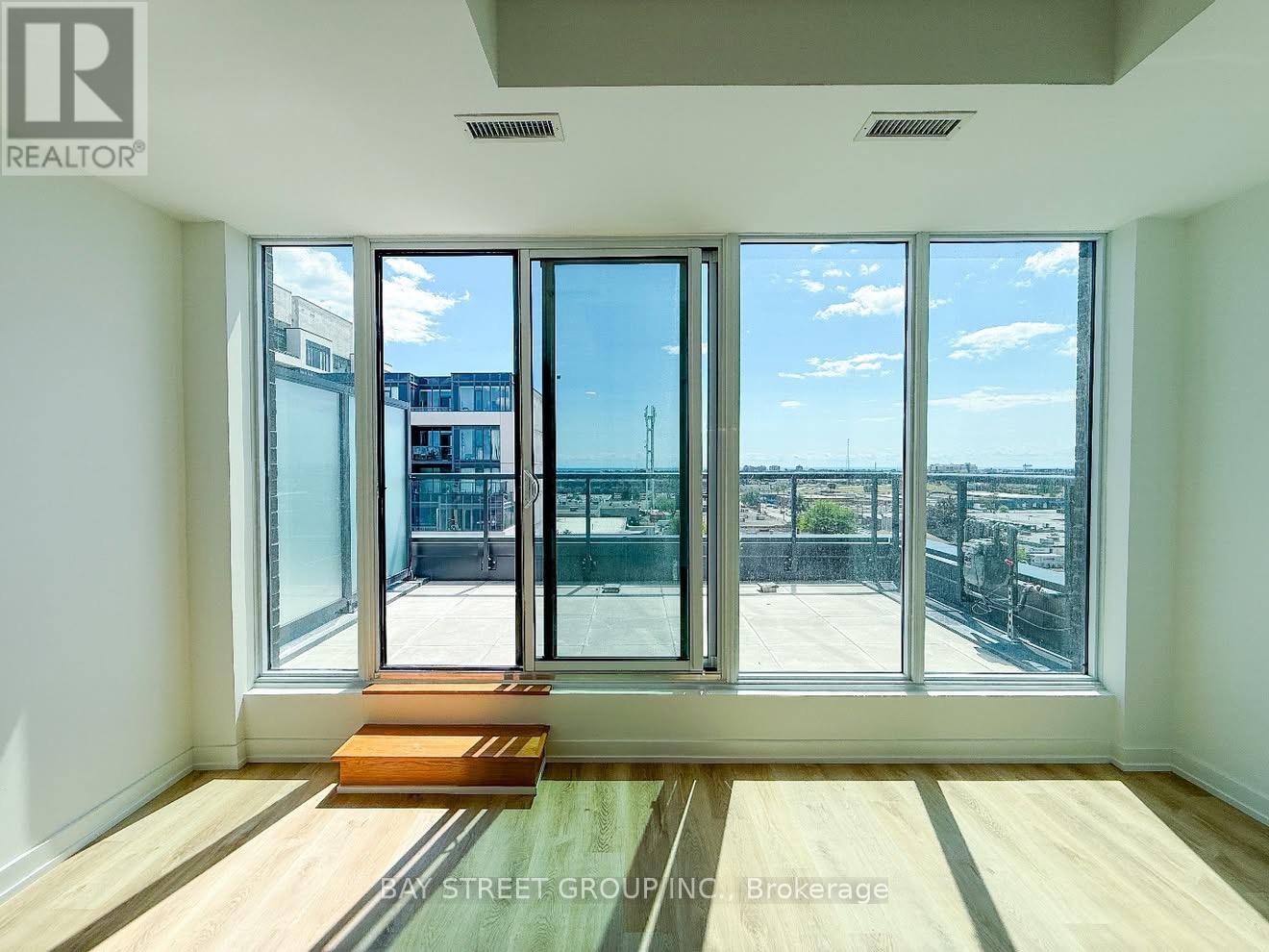 Ph7 - 6 Chartwell Road, Toronto, Ontario  M8Z 0H2 - Photo 4 - W13015614