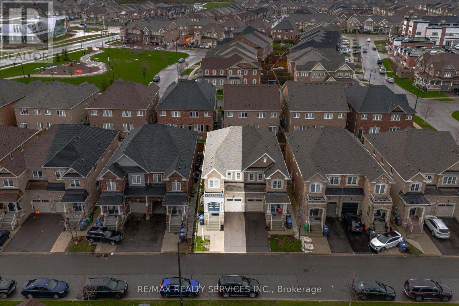 25 Baffin Crescent, Brampton, Ontario  L7A 4K7 - Photo 4 - W13015616