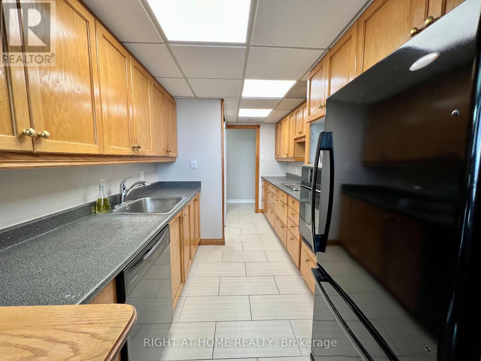 Ph6 - 3650 Kaneff Crescent, Mississauga, Ontario  L5A 4A1 - Photo 14 - W13015624