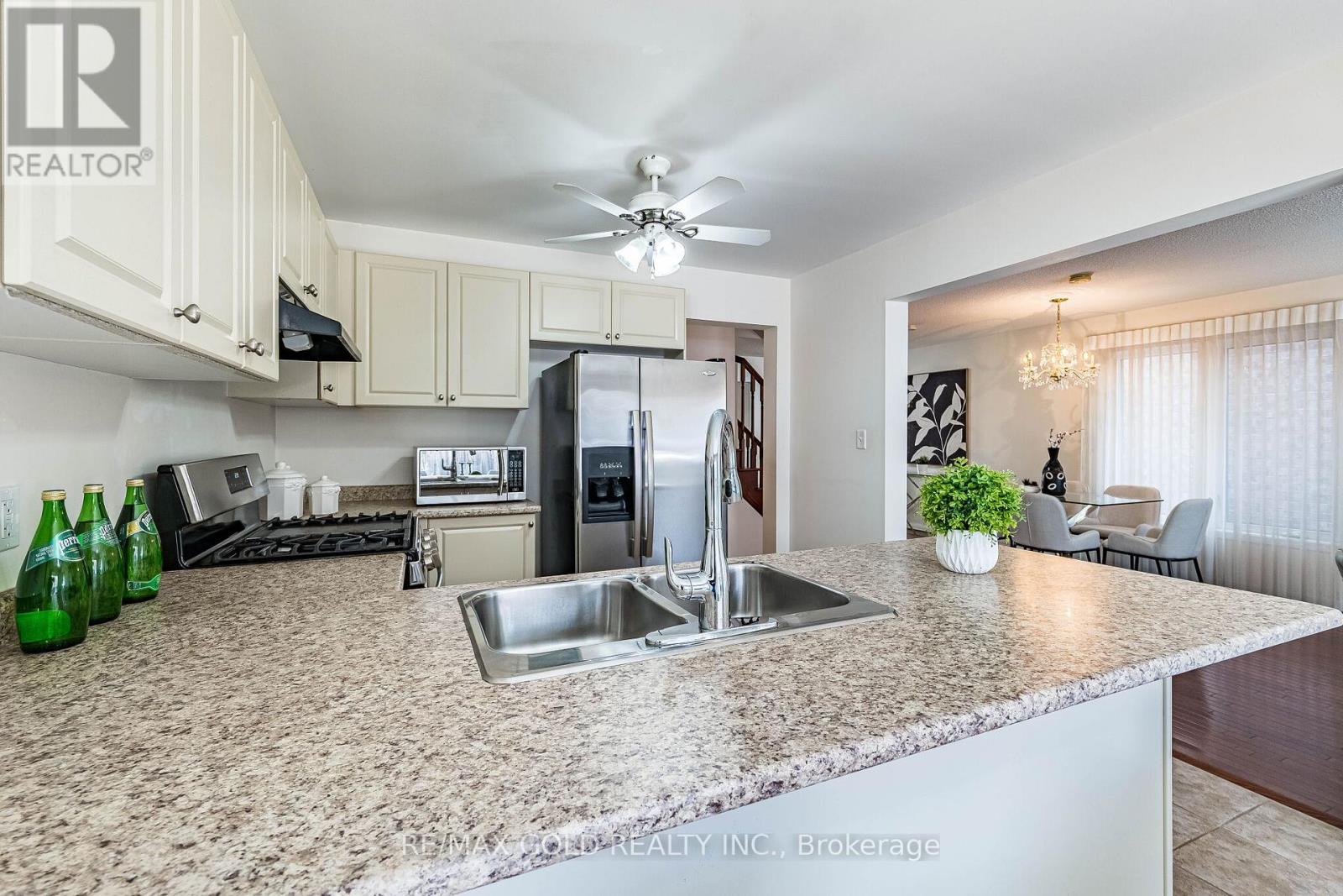 6 Clenston Road, Brampton, Ontario  L7A 0P6 - Photo 12 - W13015634