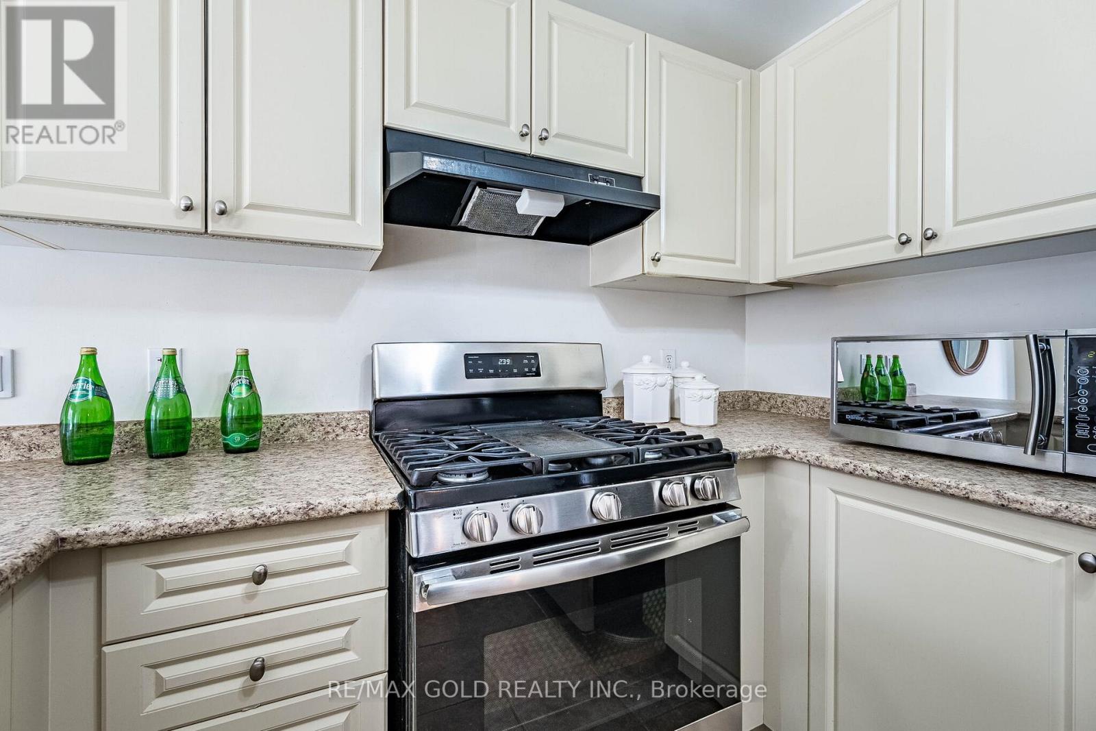 6 Clenston Road, Brampton, Ontario  L7A 0P6 - Photo 14 - W13015634