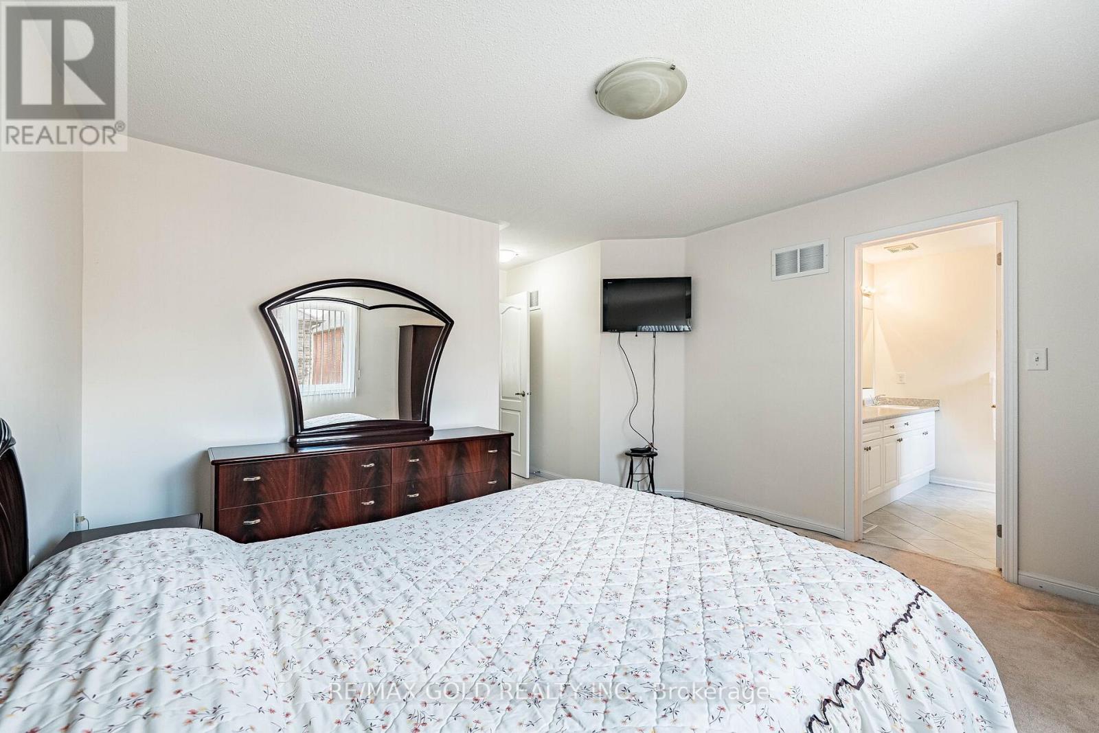 6 Clenston Road, Brampton, Ontario  L7A 0P6 - Photo 19 - W13015634