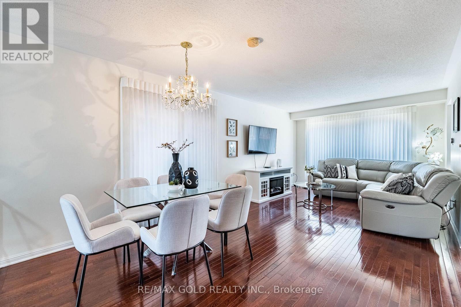 6 Clenston Road, Brampton, Ontario  L7A 0P6 - Photo 5 - W13015634