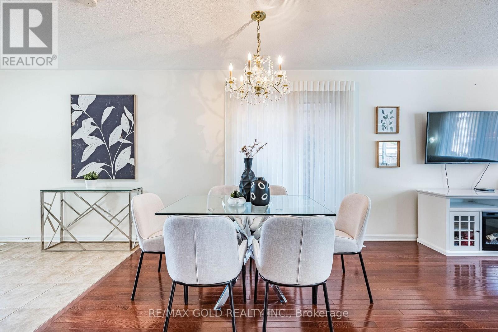 6 Clenston Road, Brampton, Ontario  L7A 0P6 - Photo 6 - W13015634