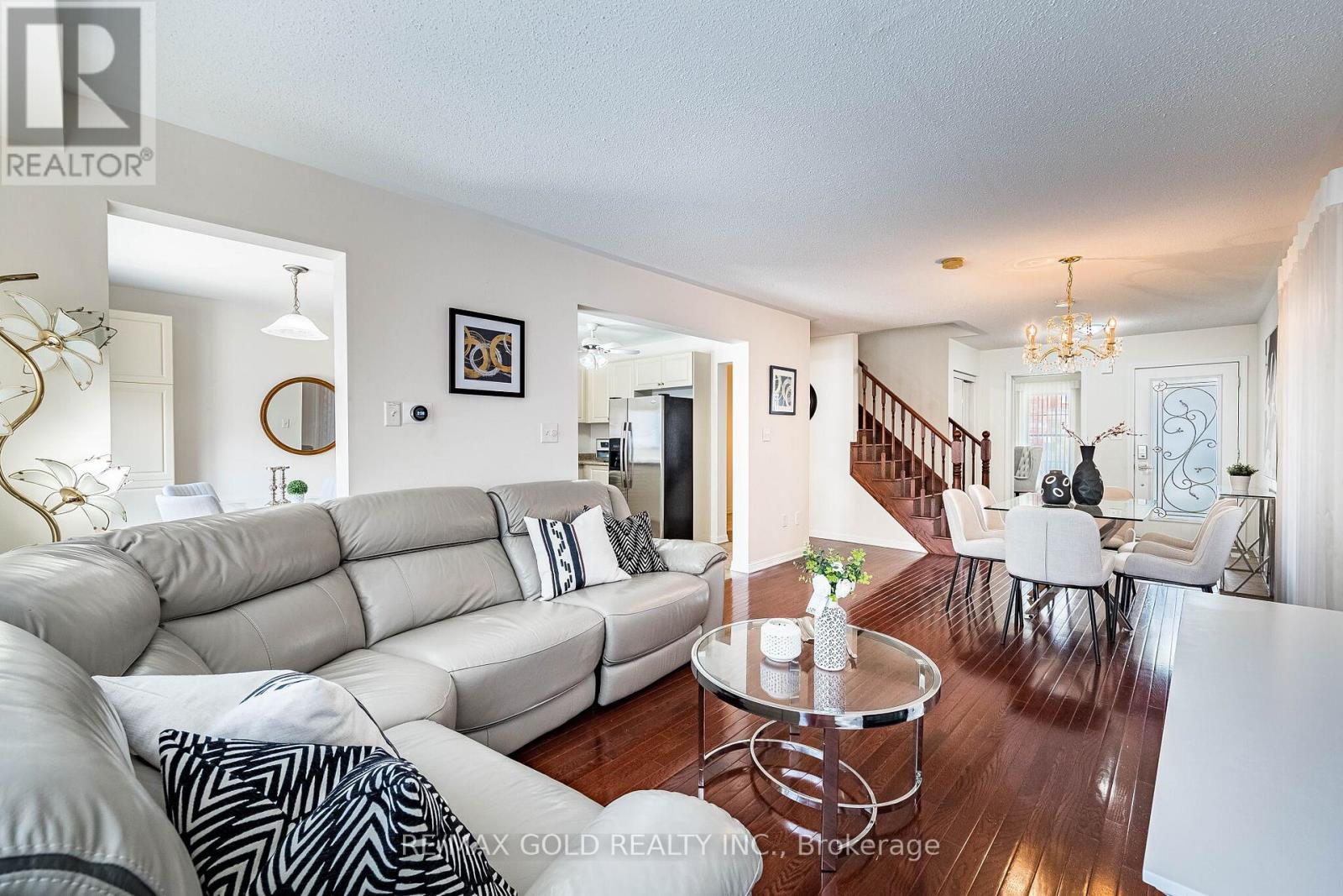 6 Clenston Road, Brampton, Ontario  L7A 0P6 - Photo 9 - W13015634