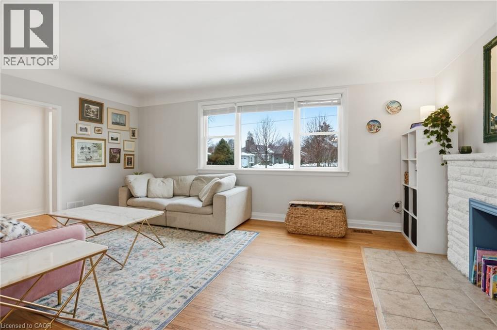 59 Oakley Court, Ancaster, Ontario  L9G 1T7 - Photo 8 - 40818666