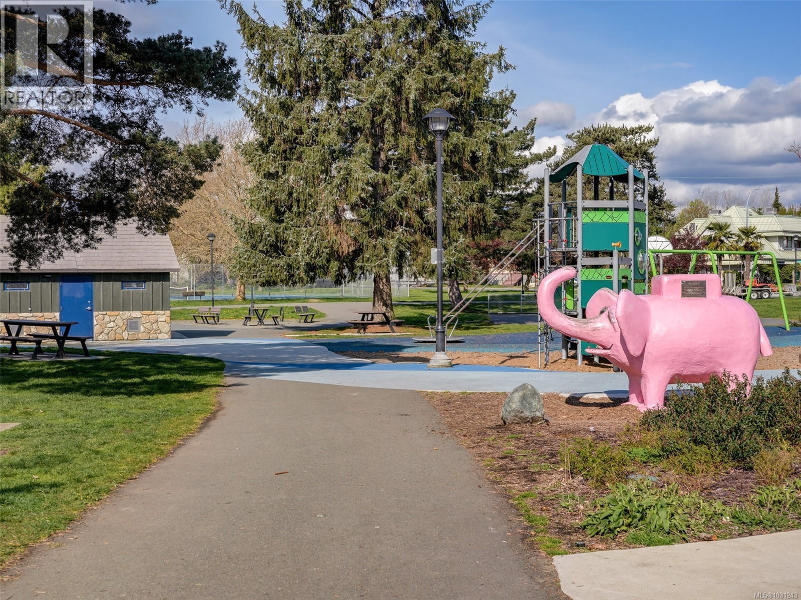 307 3277 Glasgow Ave, Saanich, British Columbia  V8X 1M3 - Photo 24 - 1031243