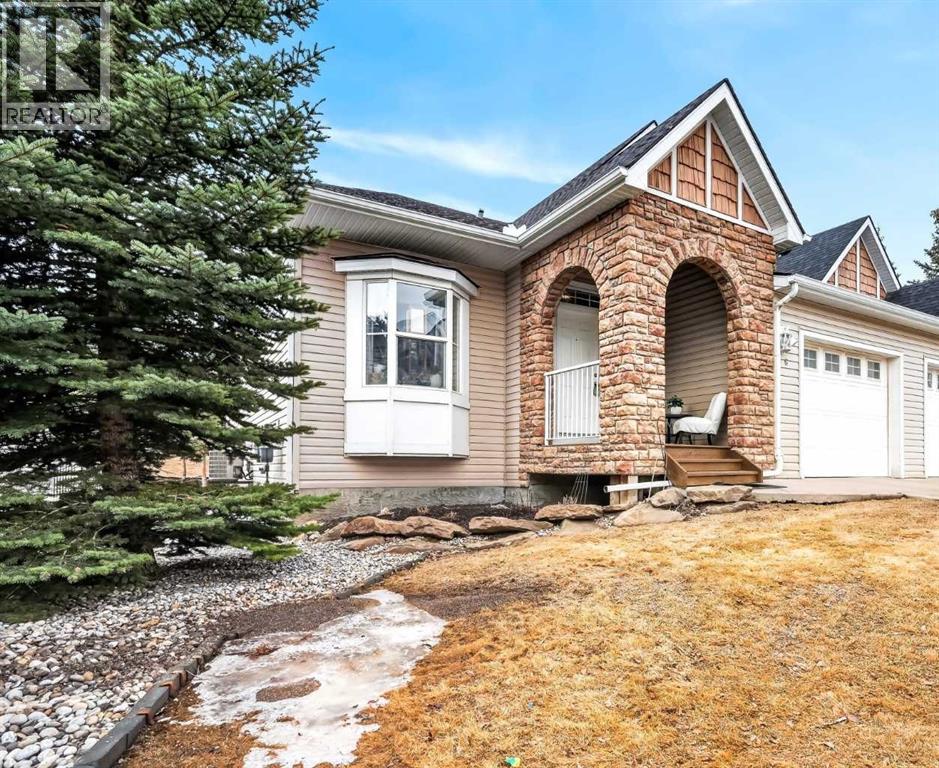 8 Tucker Circle, Okotoks, Alberta  T1S 2J6 - Photo 2 - A2301273