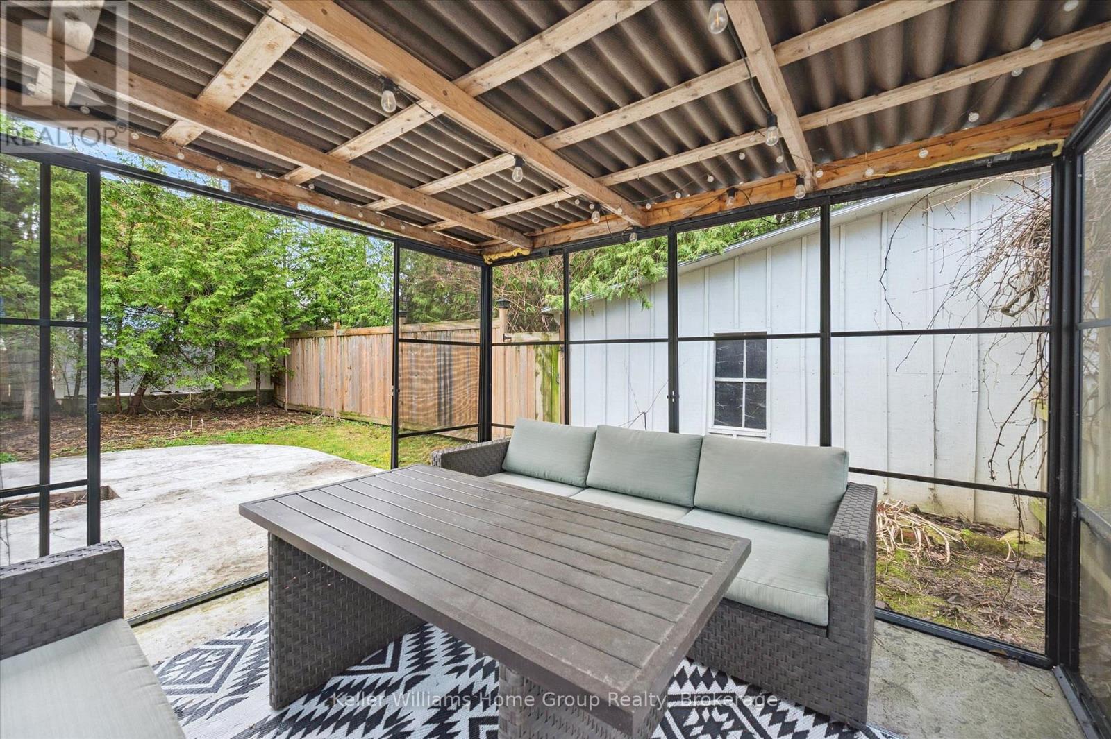 75 Wellesley Street, Centre Wellington, Ontario  N0B 1S0 - Photo 35 - X12935376